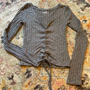 Hollister gray ribbed long sleeve top - Small